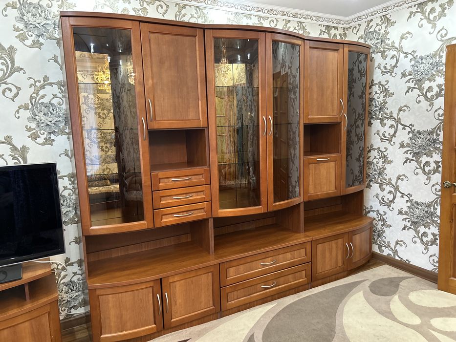 СРОЧНО Продам стенку дешево!