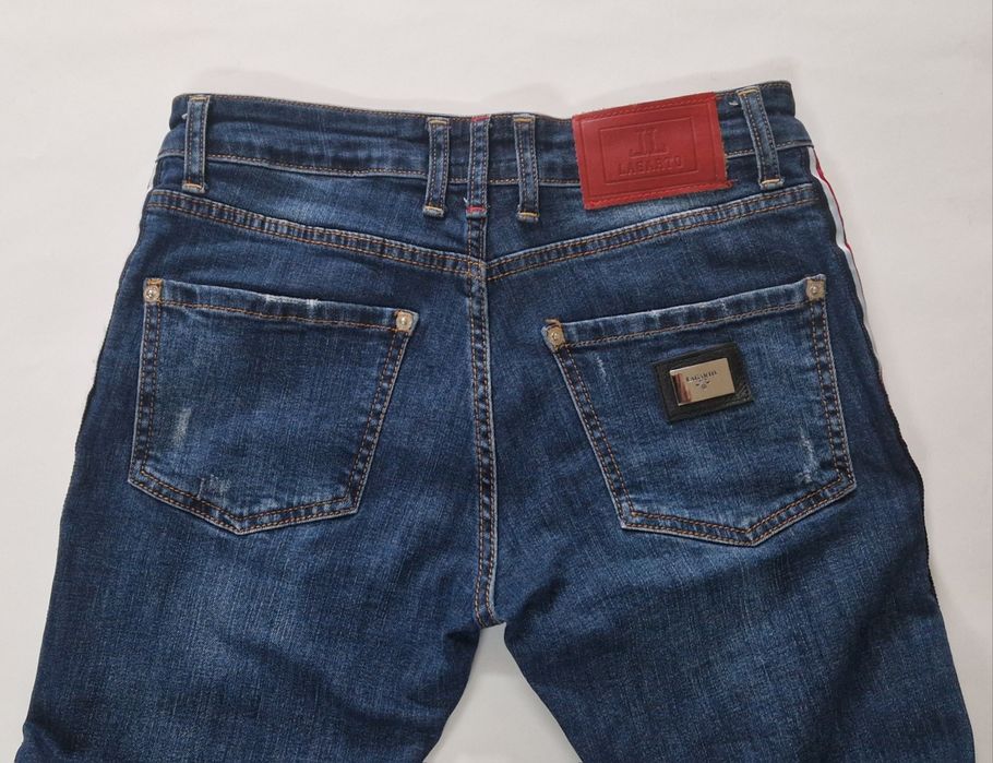 Разпродажба Италиански дамски дънки Lagarto