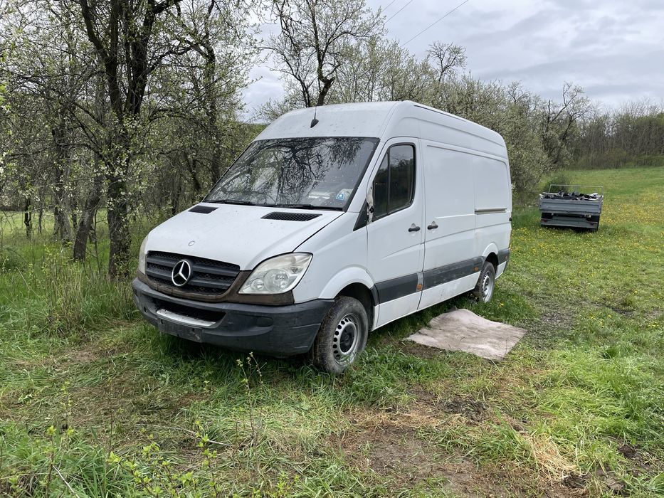 Dezmembrez Mercedes Sprinter 906 2008