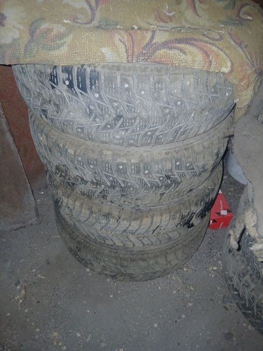 Продам резины (зима)
