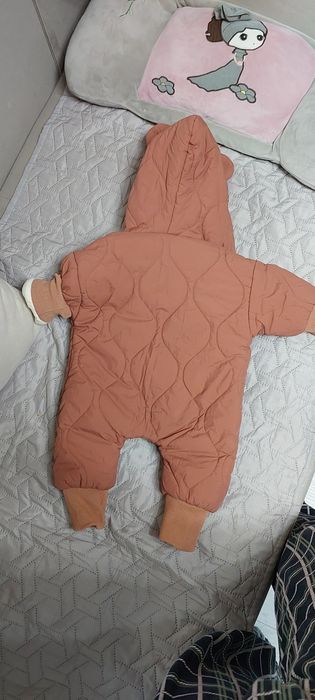 Продам комбинезон весна-осень.