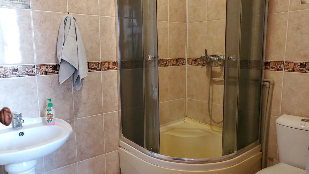 Гостиница лидер.