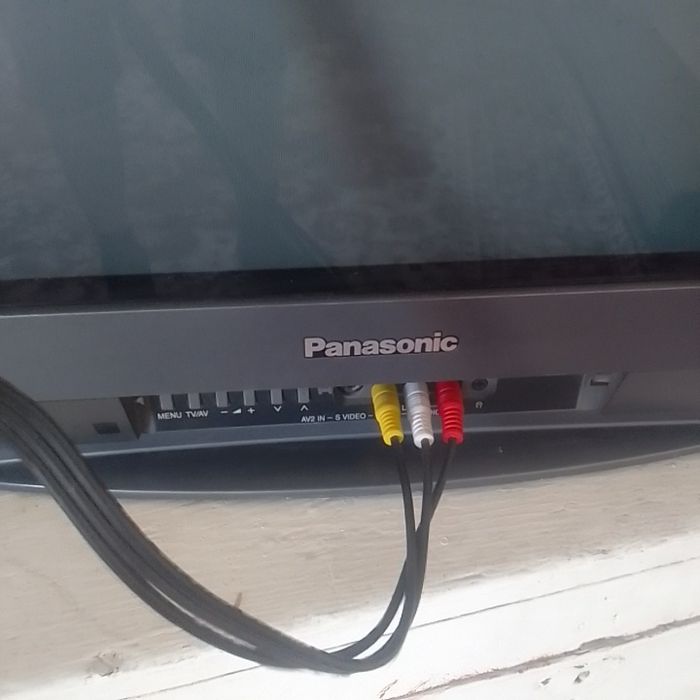 Продам телевизор