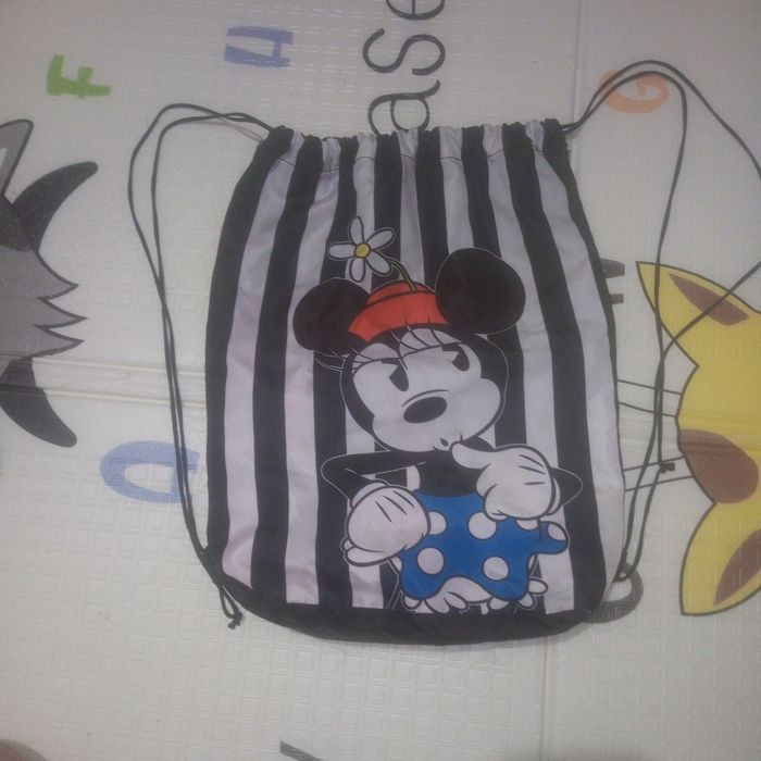 Школьные вещи все вместе