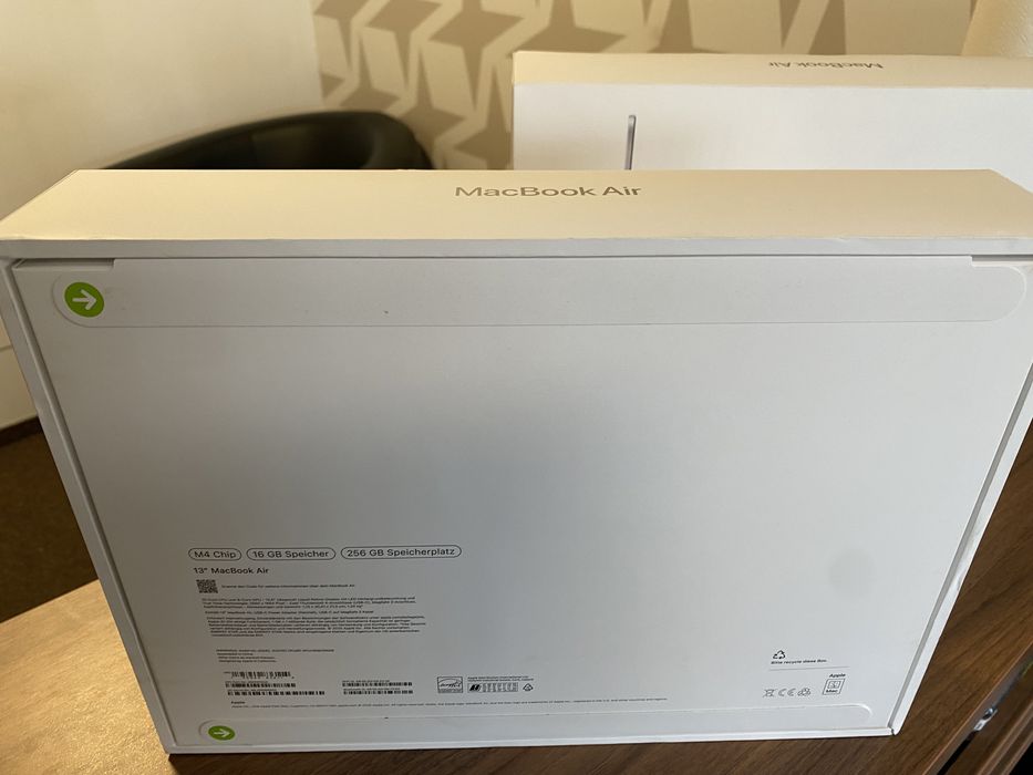 MacBook Air 13-inch/ M4 / 16 Gb RAM / 256 Gb / Silver / Sigilat|