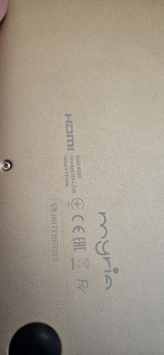Vand laptop Myria MY8305