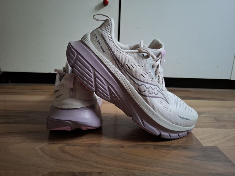 Saucony Gyide 18