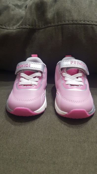 Adidași Primigi marime 20