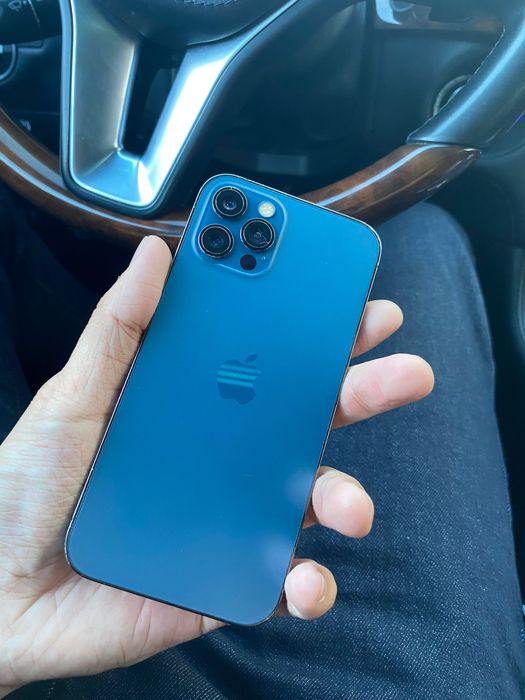 Продам iPhone 12 Pro айфон 12 про