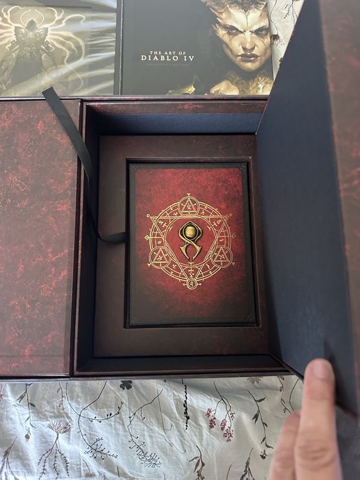 Diablo 4 Collector’s Box
