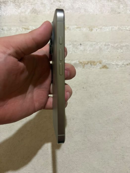 Iphone 16 pro 256 esim