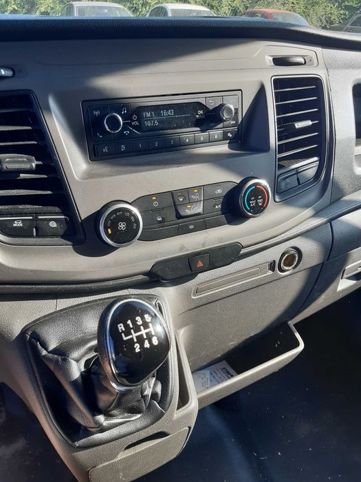 Ford transit autoutilitara, 2020