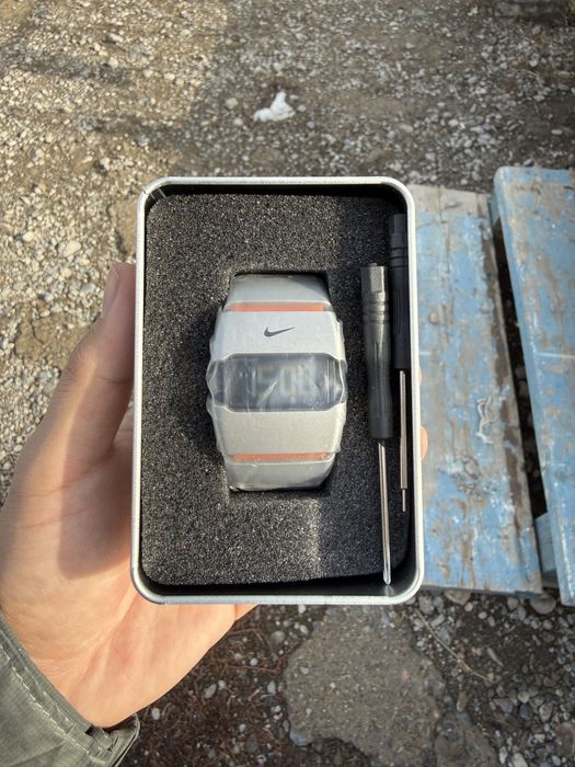 Часы Nike plastic