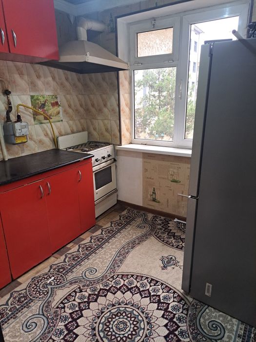 Qarshi shaxar  yangi bozor oldida
2 xona 2 etaj
Muljal Beelin kampanya