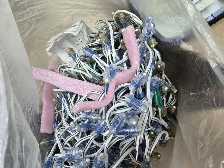 Продам остатки светодиодов,