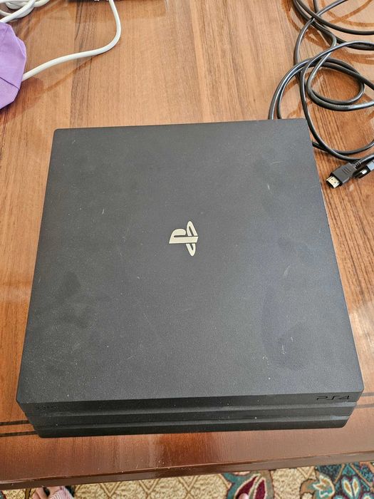 Playstation 4 PRO 1 TB