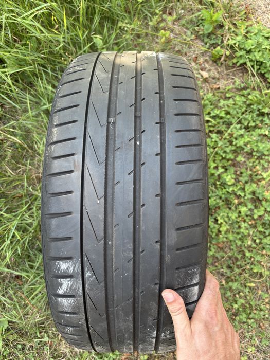 Anvelope 215 55 17 195 55 16 215 55 16 205 60 16 215 65 16 225 45 17