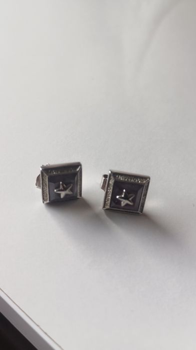 Всяко по 20 лв Miss sixty обеци и часовник Esprit