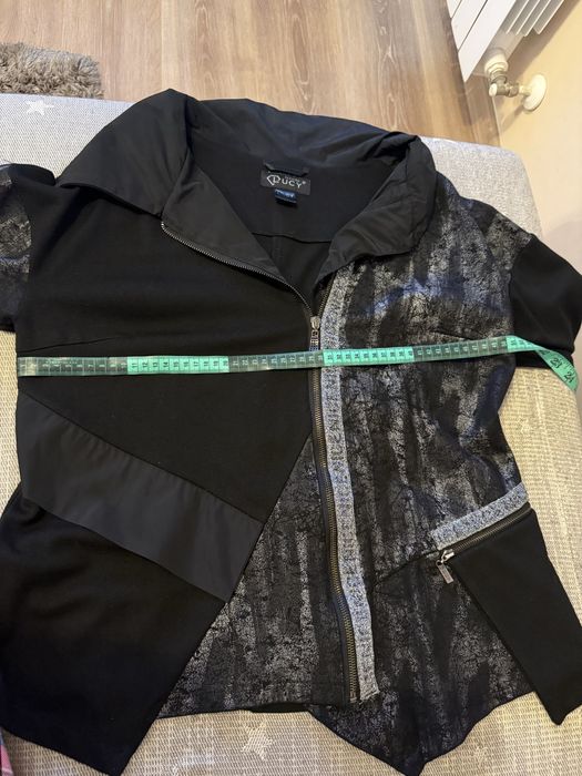 Ефектно дамско сако Lucy