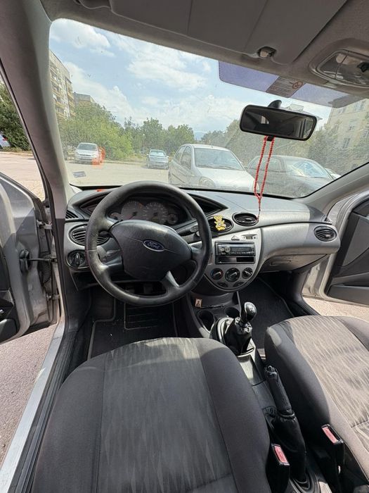 Продавам форд фокус 1.8 tdci