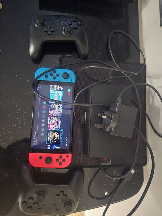 Nintendo Switch OLED +17 игр