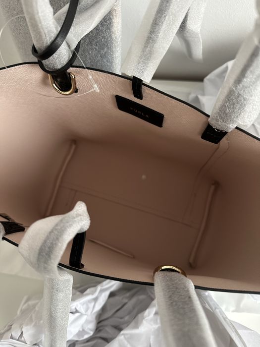 FURLA MIADIVA ! Налична в два размера !