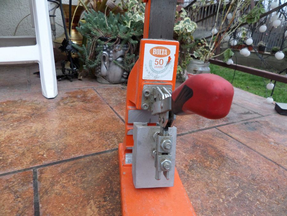 Presa profesionala decupat,taiat plinta la unghi sau drept