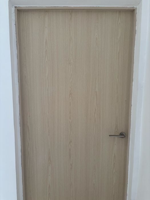 Продам двери в хорошем состояний