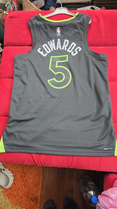 Timberwolves Edwards 5, maieu marimea L