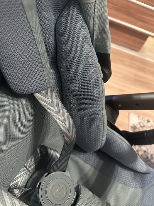 Cybex balios s lux + Cybex cloud q + адаптери + cybex зимен чувал