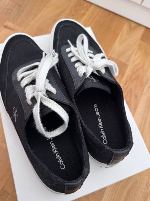 Кецове Calvin Klein