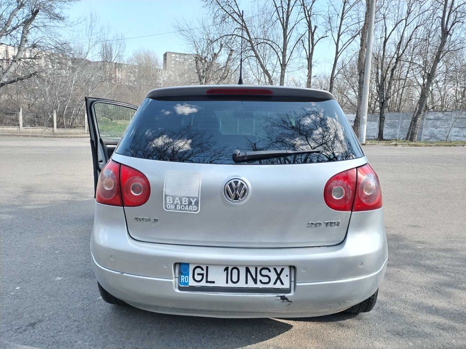 Vând VW Golf 5, automat DSG, 2007 - eventual pentru reconditionare
