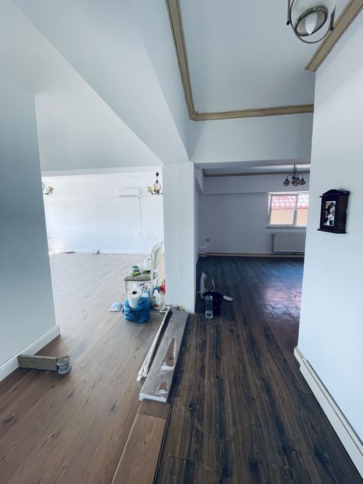 Inchiriez apartament 4 camere valea lupului