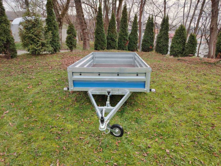 Remorca Vesta 252x135cm / 750 kg