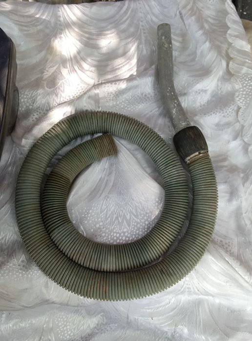 Продается Пылесос DAEEWO б.у.