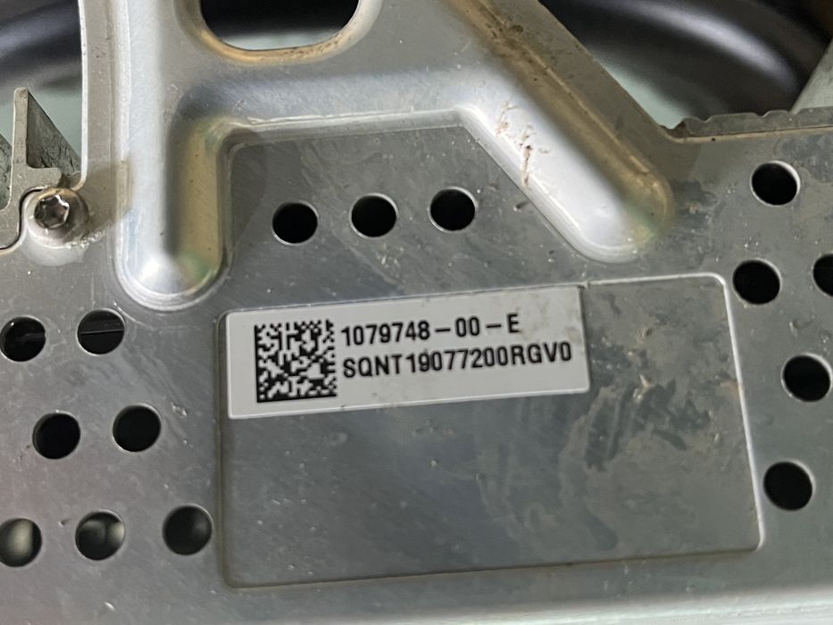 Boxa / Boxe / Subwoofer / Amplificator Tesla Model 3