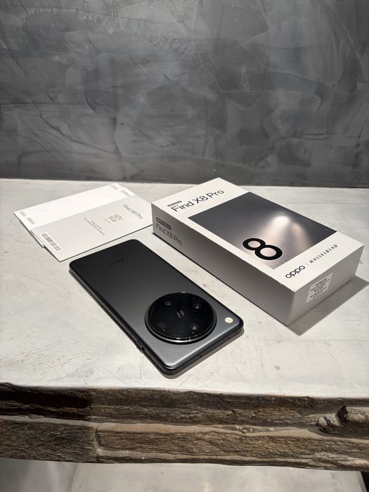 КАТО ЧИСТО НОВ Oppo Find X8 Pro 512 GB + Български език