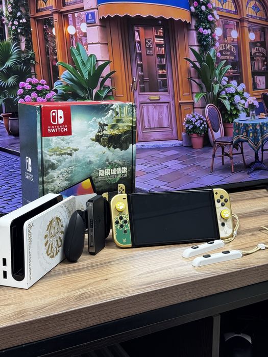 Прошитая Nintendo Switch Oled Limited Edition с играми, 256Gb