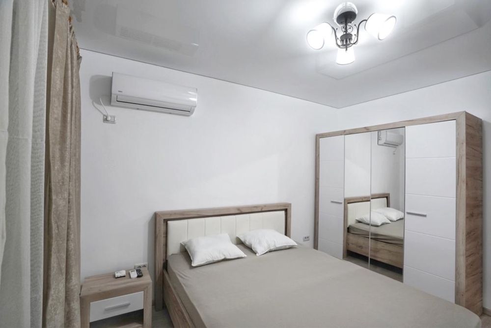 Garsoniera de inchiriat str Crinului