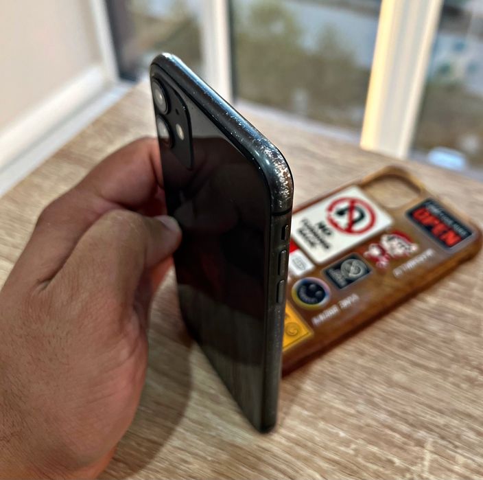 iPhone 11 64GB akb78%