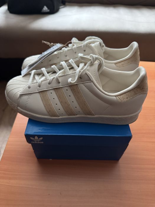 Adidas Originals различни модели, всички в размер  39.1/3