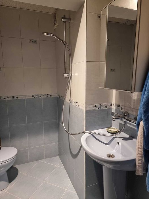 Дава се под наем Тристаен апартамент в София, Зона Б-18 - 101 кв.м за 950 € - Снимка #8