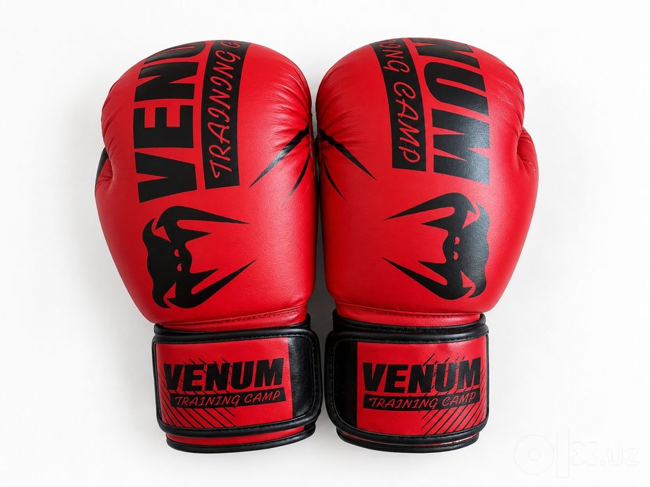 Боксерские перчатки Venum Training Camp (красные)