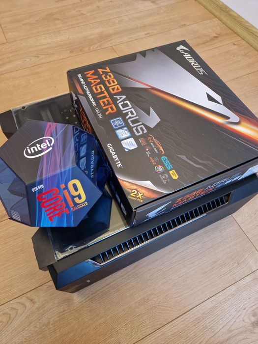 PC computer gaming (I9 9900K, Gigabyte Aorus Master Z390, 32GB DDR4, RX580 8GB GDDR5, WIFI)