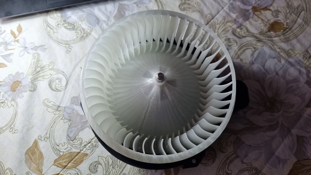 Вентилятор печки Лексус RX350