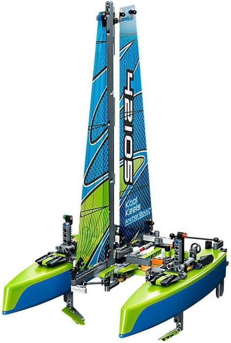 LEGO Technic Catamaran (Катамаран Лего) 42105