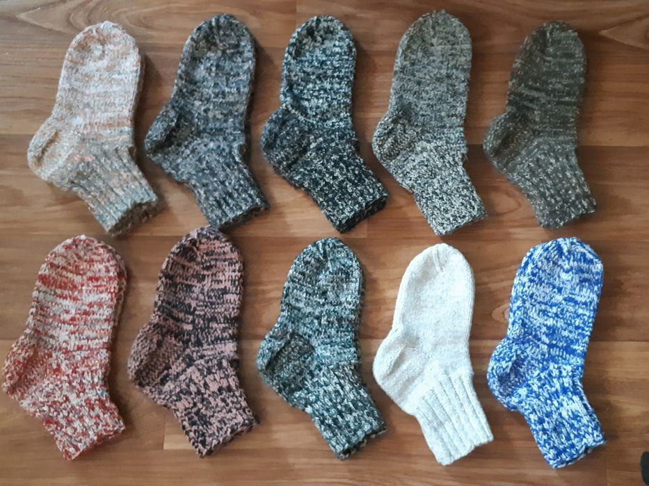 Вязаные шерстяные носки