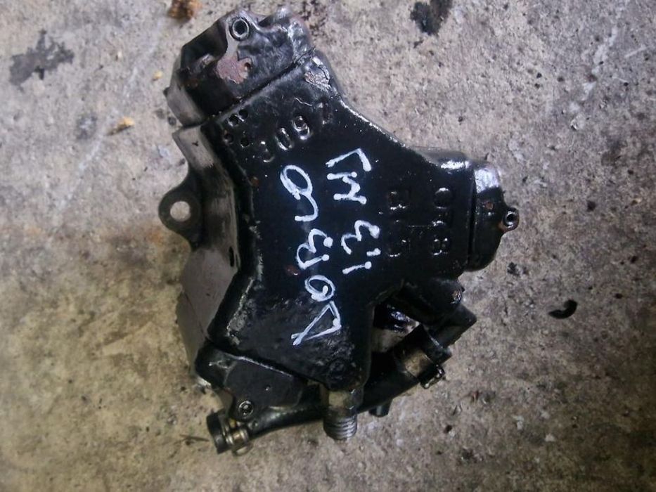Pompa inalta Fiat Doblo motor 1,3 multijet 55kw cod pompa 0445010080