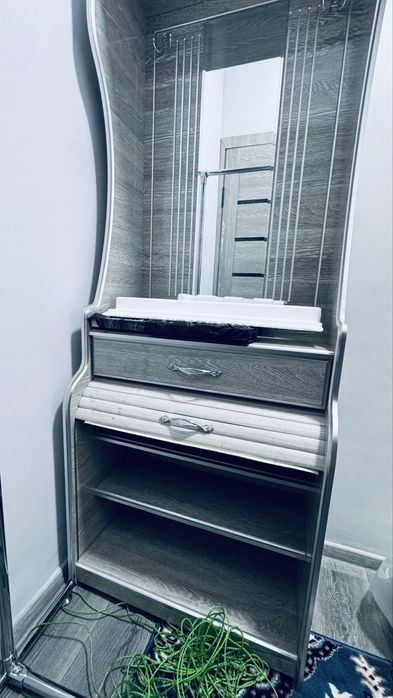 Mirzo Ulug’bek metroga 60 metr yaqinlikda. Korzinkani yonidagi dom