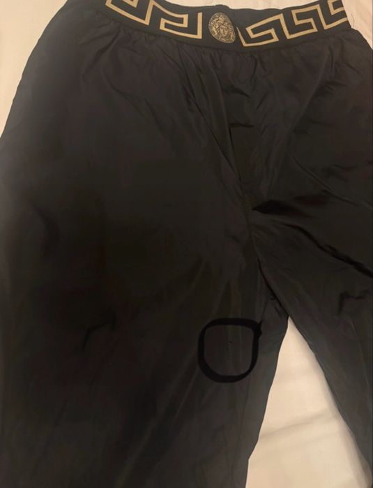 Pantaloni versace marimea s fit de un m